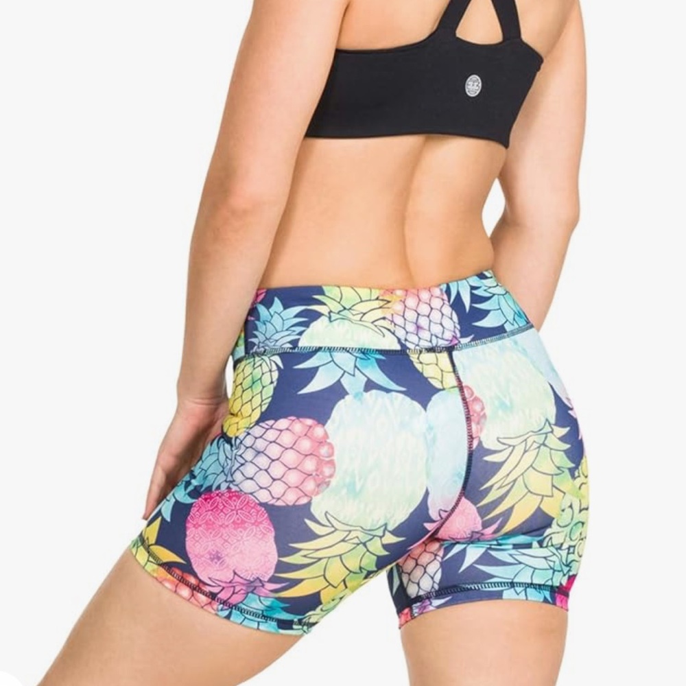 Pineapple 3 Inch Volleyball Crossfit Yoga Running Shorts Size: Medium - Picture 2 of 10